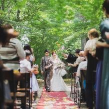 【7月～9月シーズン限定】「幸せの森」挙式プラン