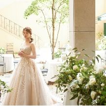 ペット婚もOK! 衣裳込 ガーデン挙式プラン「パティオ」 60万円(平日 55万円)