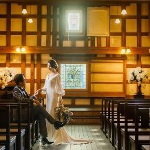 【教会式】オルガンの音色と聖歌が響き渡る♪蔵で執り行う本格チャペル挙式