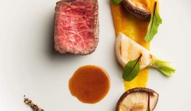 【美食ウェディング】新たな家族とテーブルを囲む、結婚の食事会