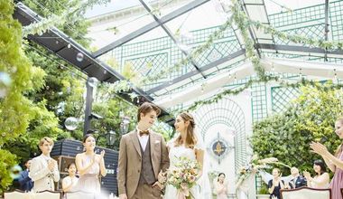 【特別プラン／2026年5月まで】ドレス2着目無料＆上限フリープレゼント《最大150万円ご優待！》