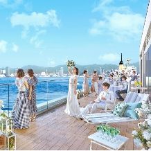 【組数限定！最大140万円特典】平日Wがおすすめ！贅沢料理ランクアップでゲストへおもてなし！
