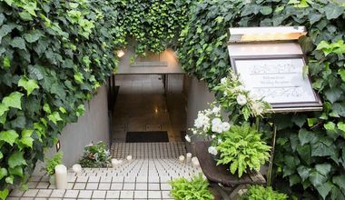 赤坂氷川神社×麻布 OHARA ET CIE◆隠れ家レストランを貸し切る少人数会食プラン