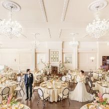 【オールシーズン適用×オールインプラン登場】前撮り＆ドレス最大4着付きSPECIAL＜100名＞