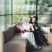 【40名／挙式＋披露宴】ゲストから選ばれる、想いを伝えるための本質的な結婚式＜1年半以内＞