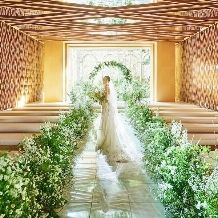 大人気シーズン＜27年9～12月◆50名 298万→236万＞ゲストも快適に過ごせる秋の結婚式