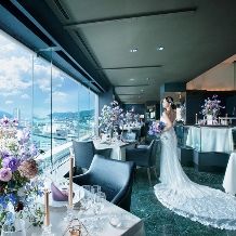 【ホテル最上階のスカイレストラン・ニューヨークダイニング】フレンチレストランのウェディングプラン