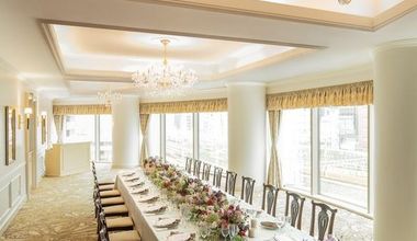 ＼家族婚×2026年12月までの結婚式／【10名85万】クラシカルホテルで叶える少人数結婚式