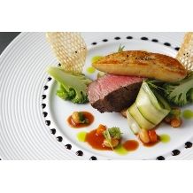 【料理重視の2人必見／人気レストラン◎旬の食材でおもてなし】料理高評価◎人気プラン