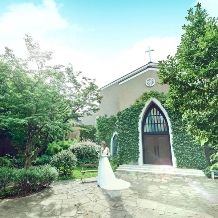 【26年7~9月】貸切空間×森の教会◆サマープラン(50名211万円/最大67万円優待)