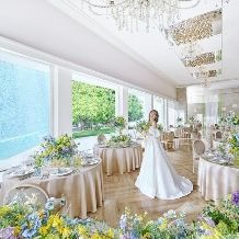 ＼カジュアルWD／《30名148万円》タイパもコスパもちょうどいい自由なパーティー