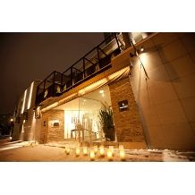 【冬期限定】雪と笑顔に包まれる、おふたりらしいウェディング