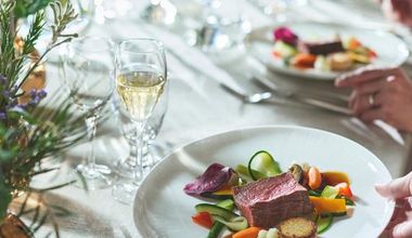 【2026年２月まで】＼最大100万円特典／美食で叶うおもてなしリゾートWプラン