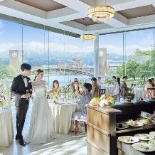 【2026年8月までの結婚式限定】50名なら最大93万円特典！スペシャルプラン