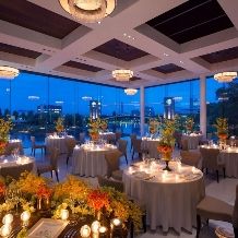 【50名なら最大78万円特典】ナイトウェディングプラン★通年利用可★