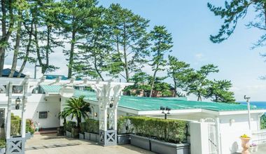 【海と空が溶け合う絶景ロケーション】76万優待◆贅沢なリゾート空間で叶う1日1組貸切ウェディング