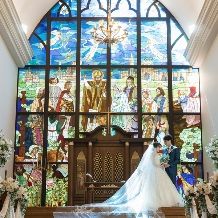 【プラチナウェディングプラン】ドレス＆タキシード、料理、装花など人気アイテムがランクアップ済み！