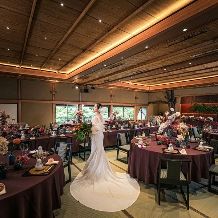 【2026年5～7月を検討の方へお得プラン】リニューアル人気会場“百畳広間”の選択も可／40～146名