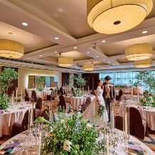 【2026年9・10・11月】60名271万円⇒202万円◆駅近×安心のホテルウエディングが人気の秋婚で叶う