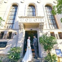 【Bプラン】挙式＋披露宴（おすすめコース料理）■■30名92万円■■　≪1年半以内の挙式・1組貸切≫