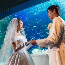 【2027年3月中旬迄の期間限定プラン】カジュアル水族館パーティ×挙式 1.5次会にもオススメ