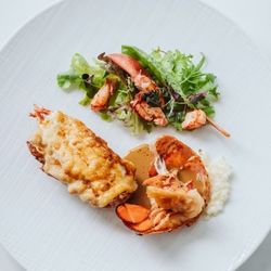 【土日祝限定】＼スペシャリテ試食付／寛ぎのレストランW体験