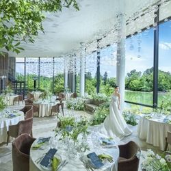 【木曜開催】光と水が魅了する披露宴会場×心に残る極上試食