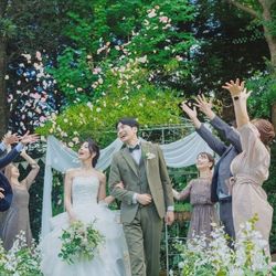 ≪選べる挙式≫ステンドグラスのチャペル＊開放的なガーデン挙式