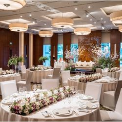 【2027年少人数婚礼】ワンフロア貸切＆お料理重視