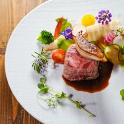 会場イチオシ【当館人気NO.1*180万特典】4万コース試食＆2万ギフト×ドレス