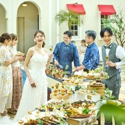 残1【人気No1】話題の新ビュッフェ体験×自然溢れる会場見学