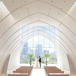 会場イチオシ※GW限定開催【3ミシュランキー2泊付】緑景チャペル×ドレス見学