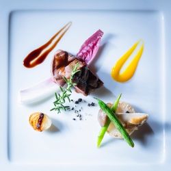 ＼月曜日限定☆料理特典／ ハーフコース試食&宮殿満喫フェア