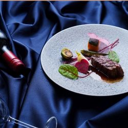 【木曜限定★ゆっくり相談】駅近×豪華試食◆水と光のチャペル