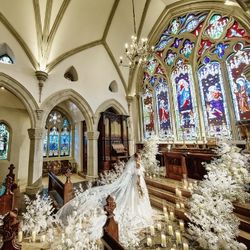 会場イチオシ3連休SP*憧れ花嫁体験《圧巻の大聖堂×ドレス試着》4万和牛試食