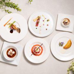 残2【会場イチオシ】最大100万円優待!美食に恋する結婚式を。