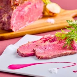 【美食体験】贅沢ホテルビュッフェ付き＊ガーデンチャペル見学