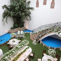 会場イチオシ残2組★贅沢試食×らせん階段×演出×インスタ話題ドレス試着