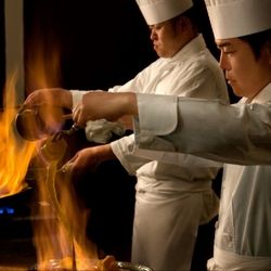 会場イチオシ【おもてなし重視◎】最大186万優待×本格LIVE試食×ドレス見学