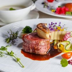 【ブライダルEXPO】ミシュラン料理×絶景チャペル×120万円特典