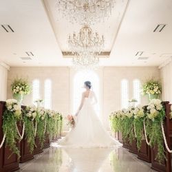 ＊憧れ花嫁＊大階段入場×クリスタル輝くチャペル見学×衣装特典