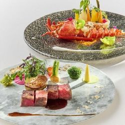 会場イチオシギフト1万円付《当館人気No.1》三大珍味×厳選牛×オマール海老