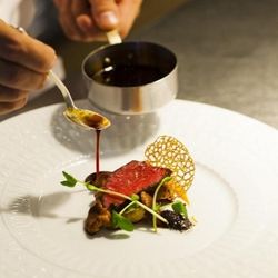 【20名54万～】好アクセス×独立型大聖堂×国産牛試食＊30万特典