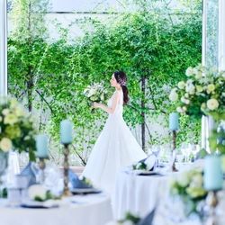 【最大100万BIG特典】*息をのむ白薔薇チャペル入場体験！