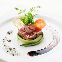 【水曜日限定】アクアリウム挙式×水族館でビュッフェパーティ