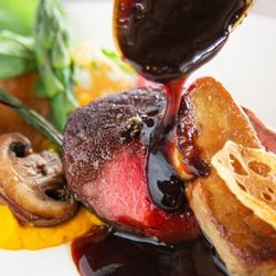 会場イチオシ残3！10大特典×カフェギフト3千／新メニュー試食＆ドレス試着