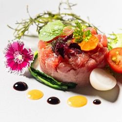 地上30m瀬戸内海一望×桧の森チャペル×140万優待×4万試食