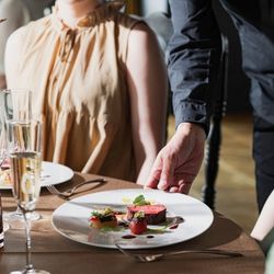 ＼1件目で2.5万円福袋／和×洋の絶品試食*おもてなし美食体験★