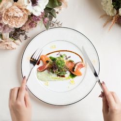 【少人数婚限定フェア】無料ご試食×特別特典付！6名57万円～