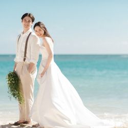 548,000円で《挙式＋食事6名様＋ビーチ撮影》が叶う